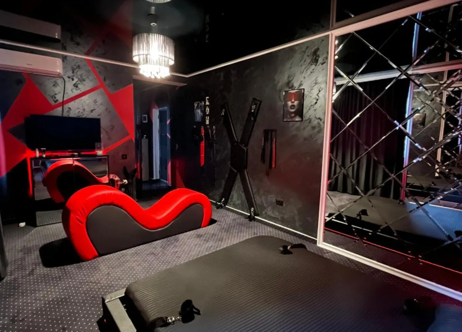 Adult Only Fantasy Room Bucureşti
