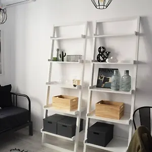 2 Bdr / Cozy Ap Near Old Town Apartamento