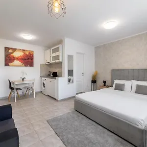 Апартаменты Downtown Victoria By Citybookings, Бухарест